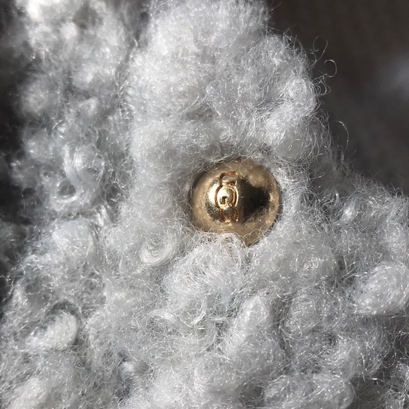 Ugg Slippers - Picture 5 of 7